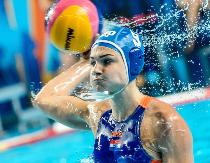 Maud Megens twee keer scorend voor Oranje