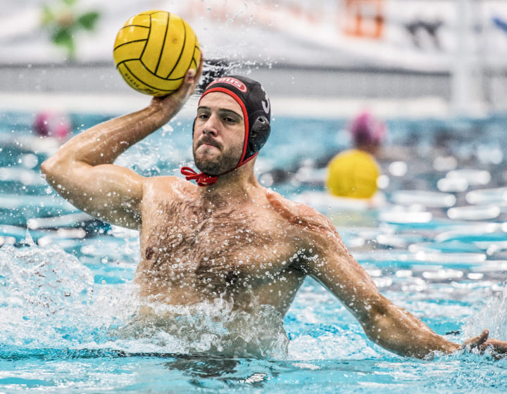 Luuk Gielen in actie voor Spandau Berlin