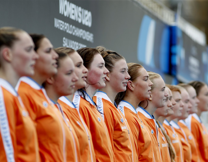 Jong Oranje Meisjes onder de 20 jaar