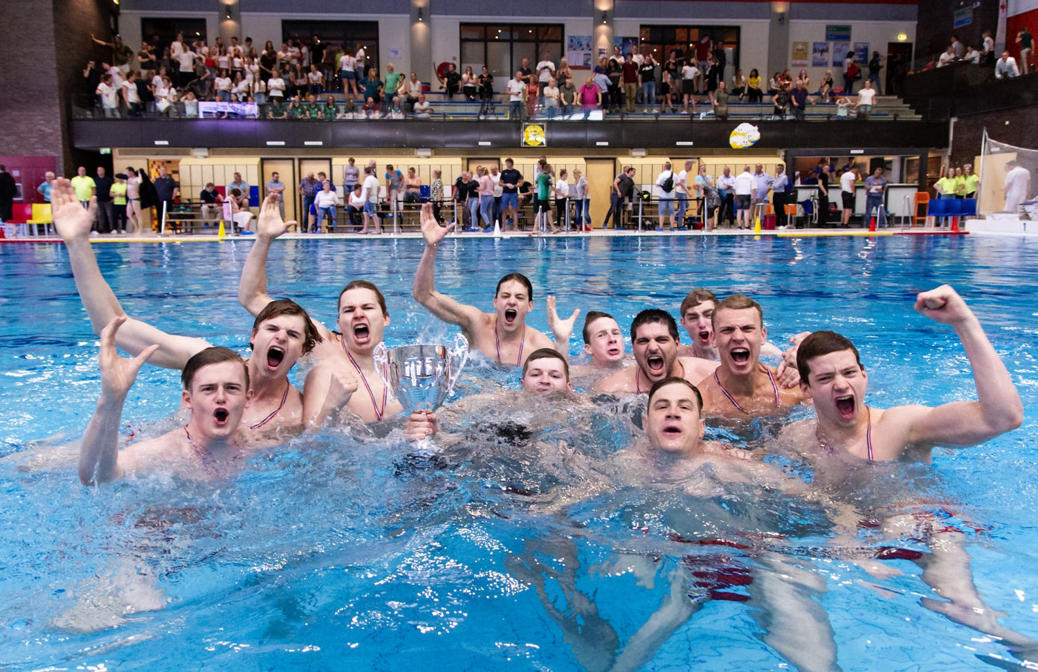 Heren 2 UZSC wint ManMeer!-Cup II| OttenZien Fotografie/ Olaf Otten